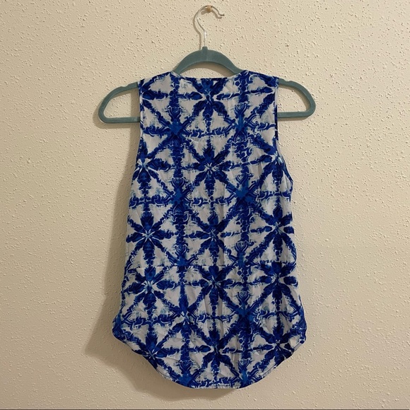 Michael Kors Blue Starburst Tile Print Tank Top - Picture 8 of 11